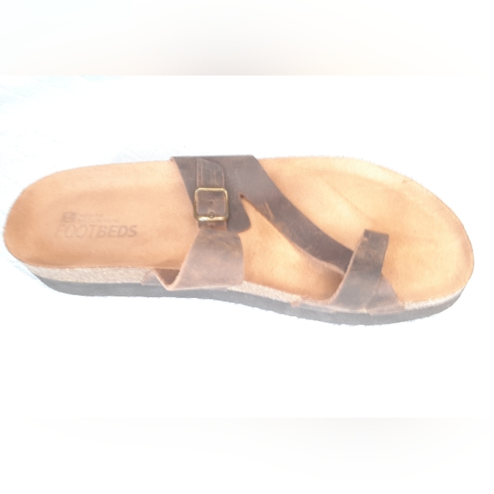 💥SALE💥White Mountain Sandals- Women's 10M